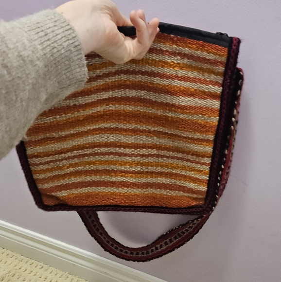 Peruvian Messenger Bag - Picture 7 of 7